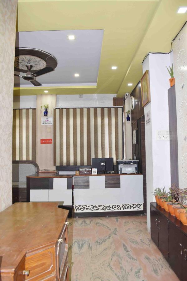 Hotel Mrk Waranasi Zewnętrze zdjęcie