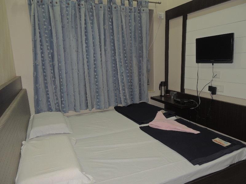 Hotel Mrk Waranasi Zewnętrze zdjęcie