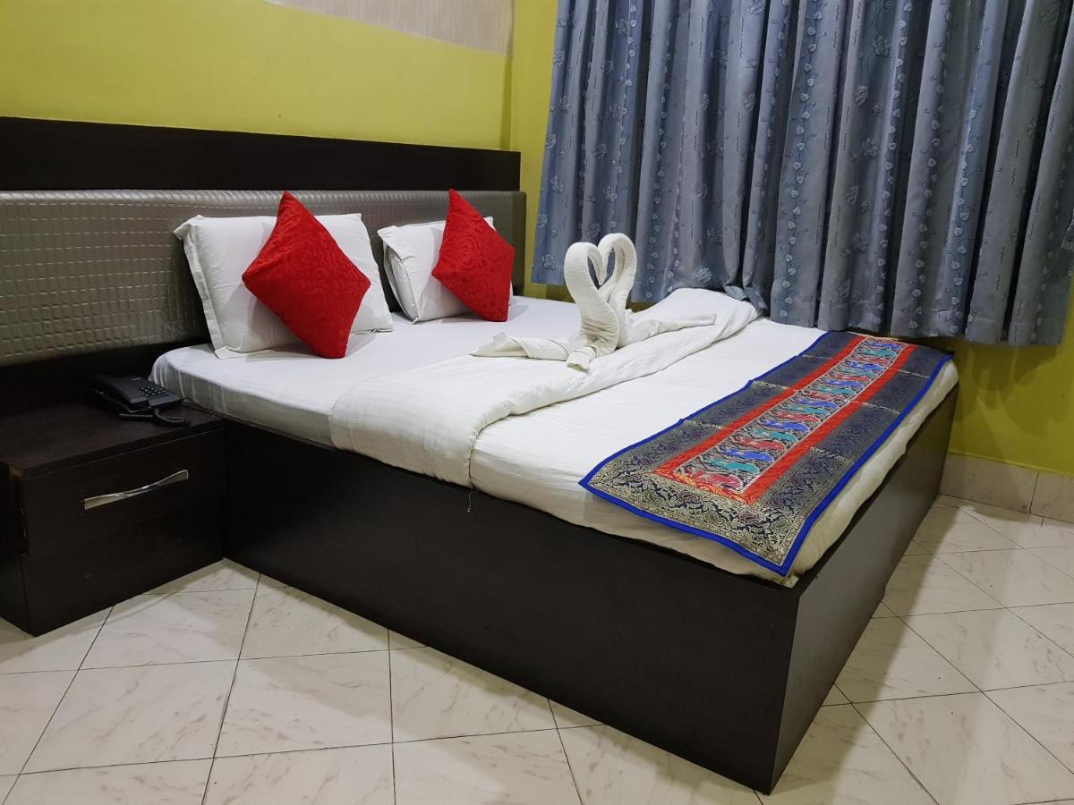 Hotel Mrk Waranasi Zewnętrze zdjęcie